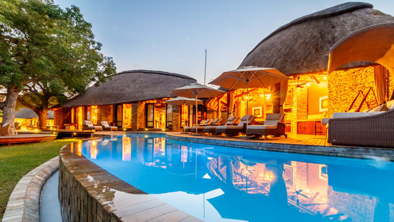 Luxury Lodge - © www.artography.co.za